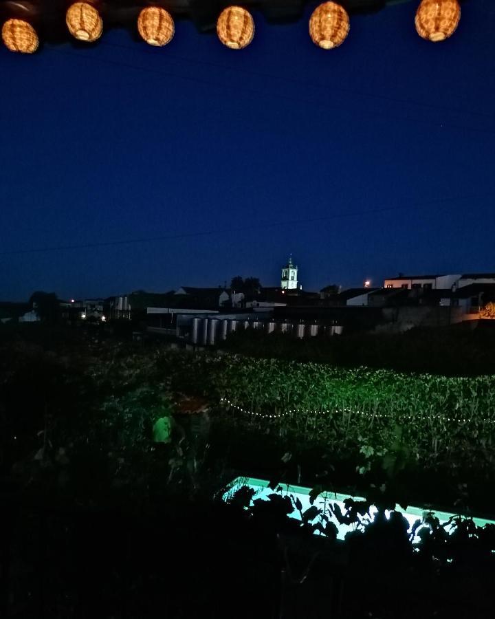 Villa O Ze Ja Dormiu Aqui à Celeiros Extérieur photo