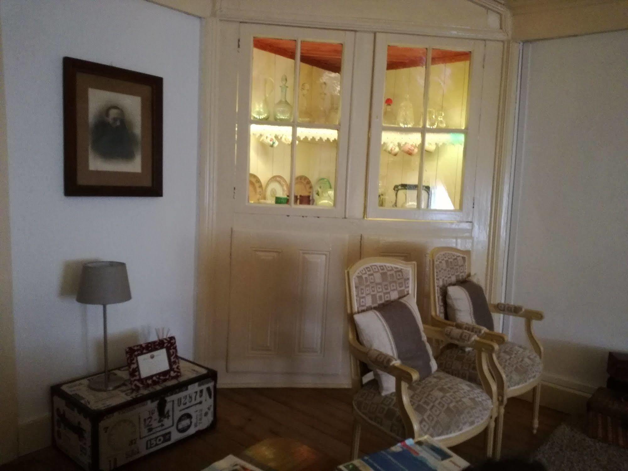 Villa O Ze Ja Dormiu Aqui à Celeiros Extérieur photo