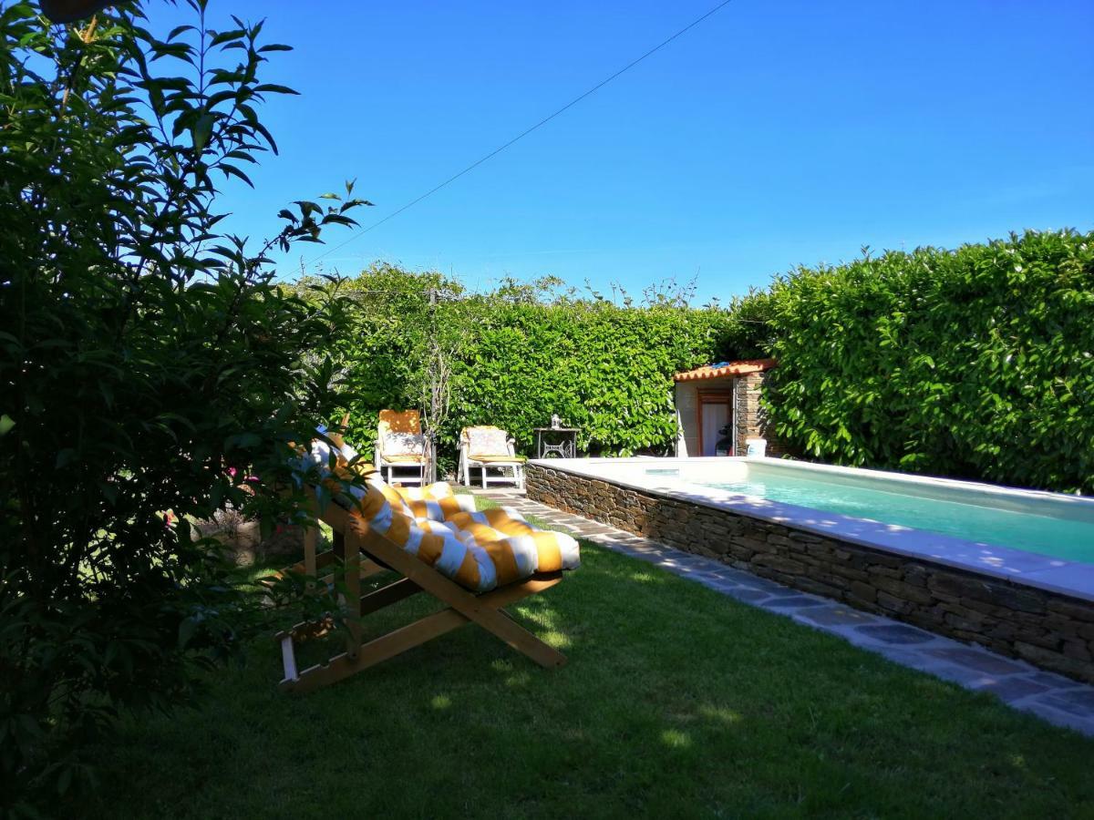 Villa O Ze Ja Dormiu Aqui à Celeiros Extérieur photo